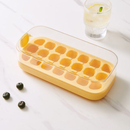 ✨ Make ice with ease—ice cube trays with lids and ice storage containers that are easy to remove! ✨